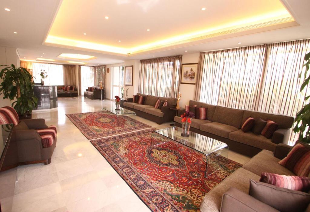 Residence De France ดบาเยห์ ภายนอก รูปภาพ