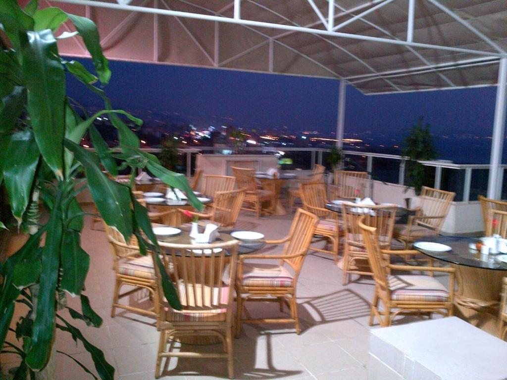 Residence De France ดบาเยห์ ภายนอก รูปภาพ